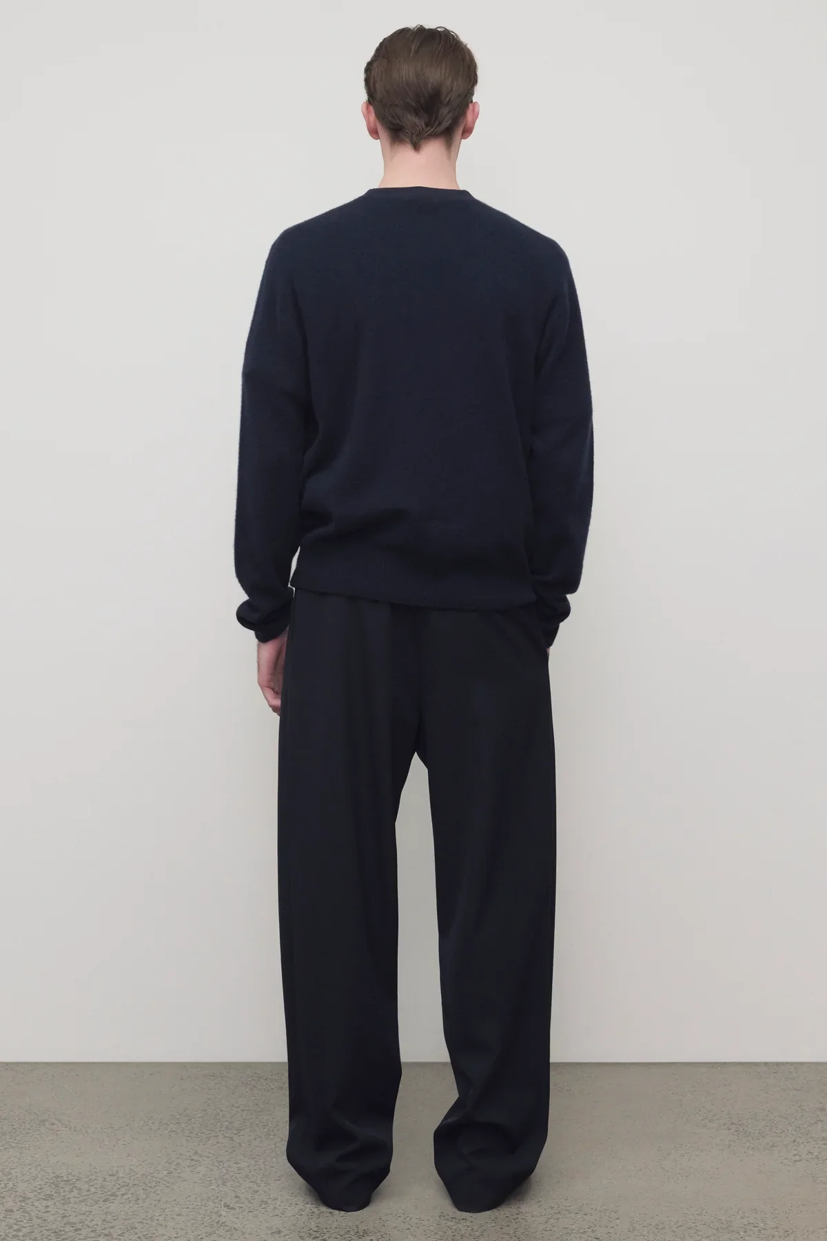 Ari Pant - Image 5