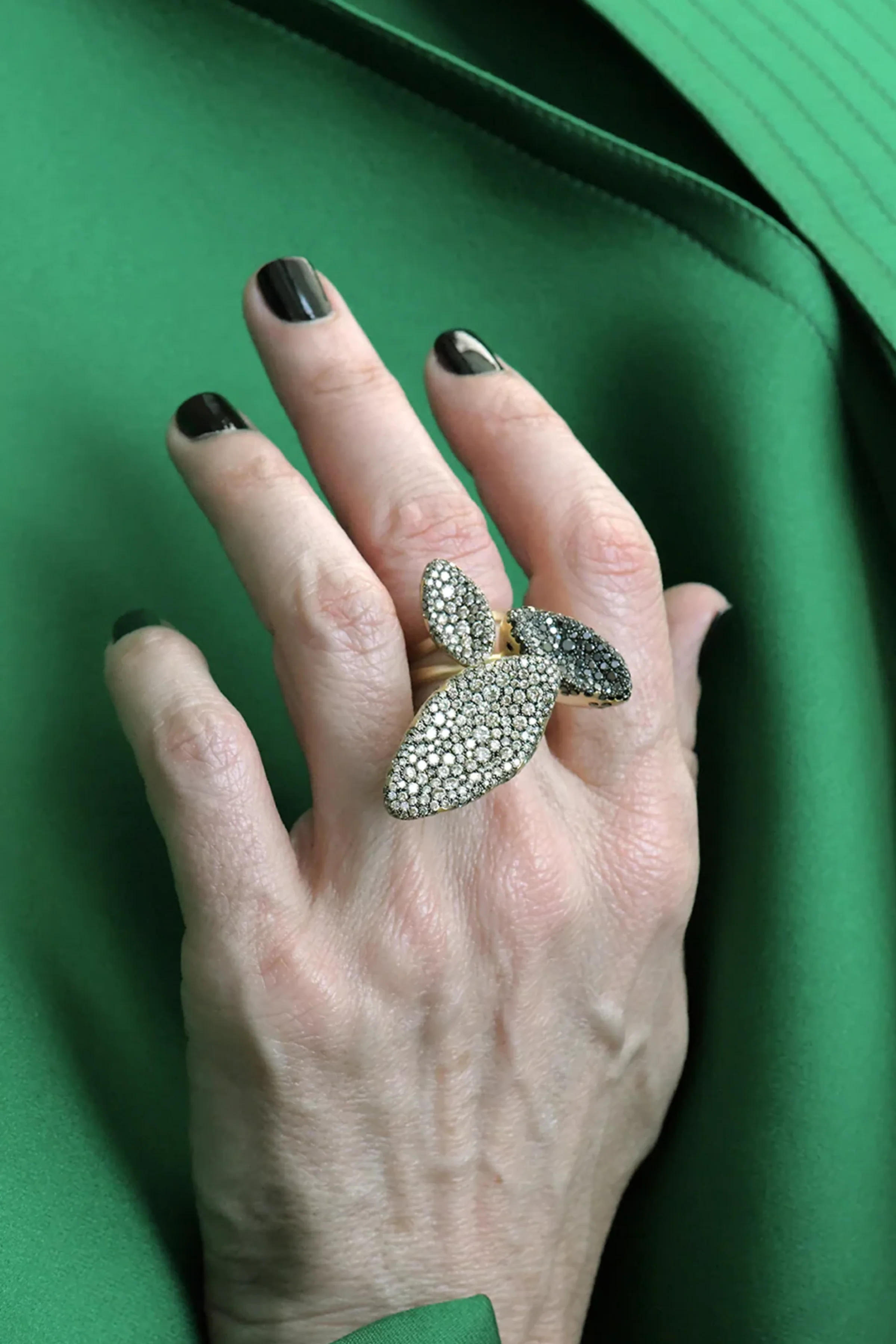 Baby Malak Flourish Champagne Small – Marquise, Champagne Diamond - Image 2