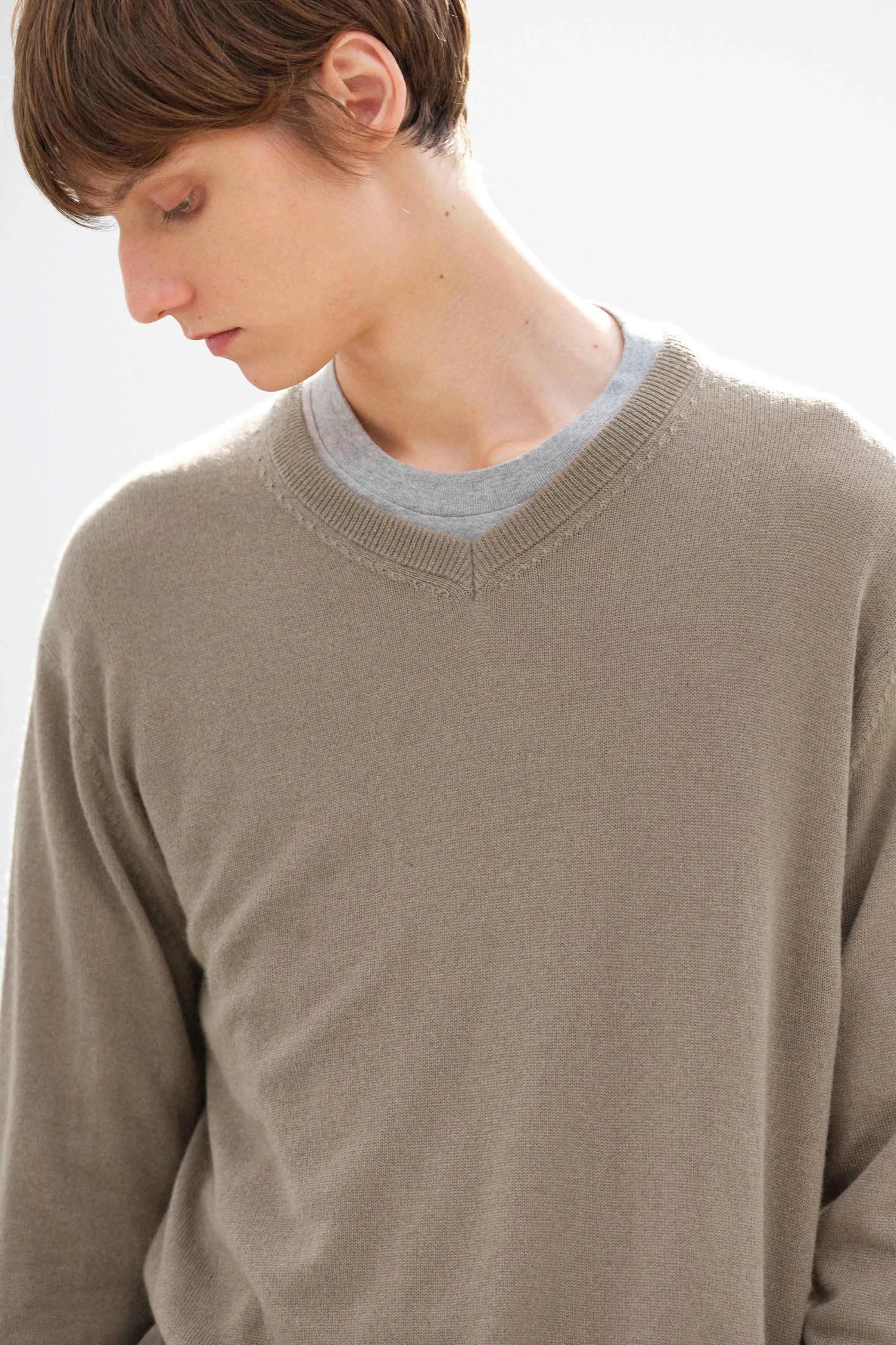Cashmere Silk Knit V-Neck - Image 4