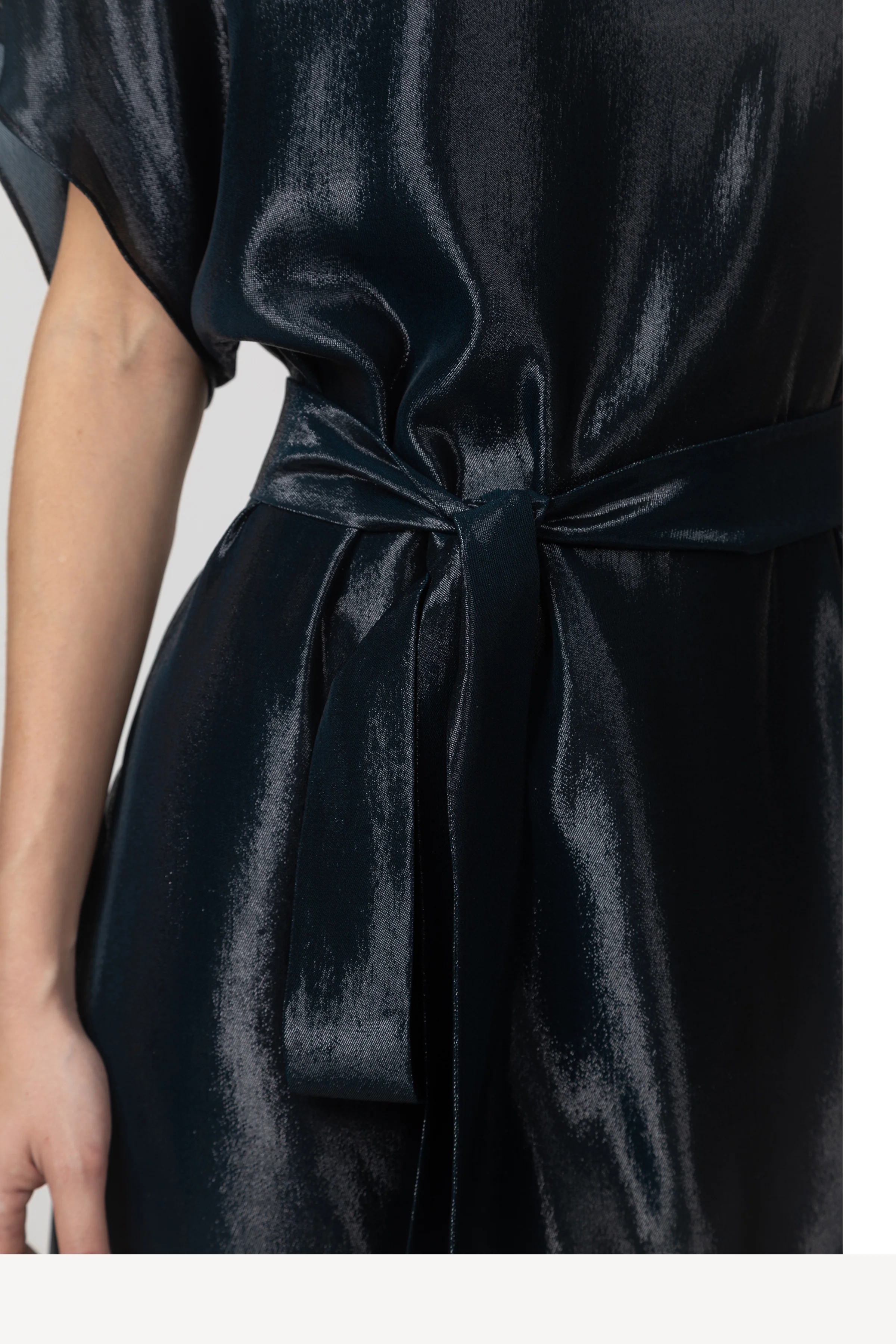 Goldaming Tie Dress - Image 4