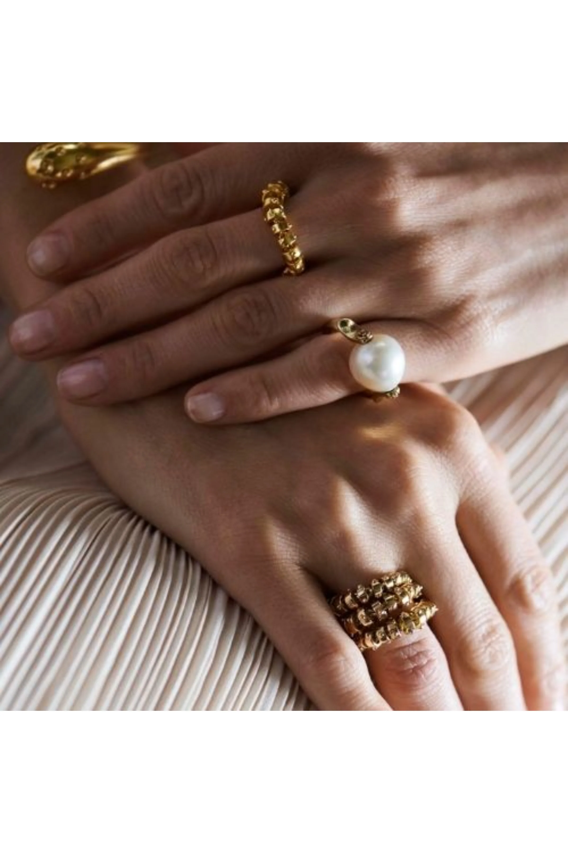 Jali Breeze Flexible Ring - Image 3