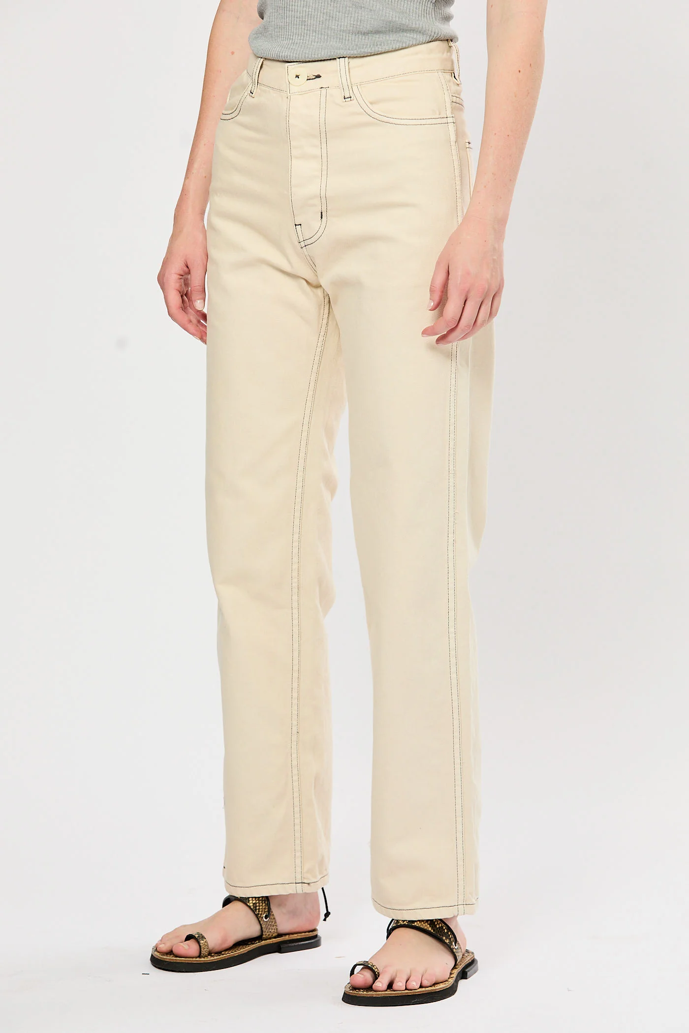 255's Denim - Image 4