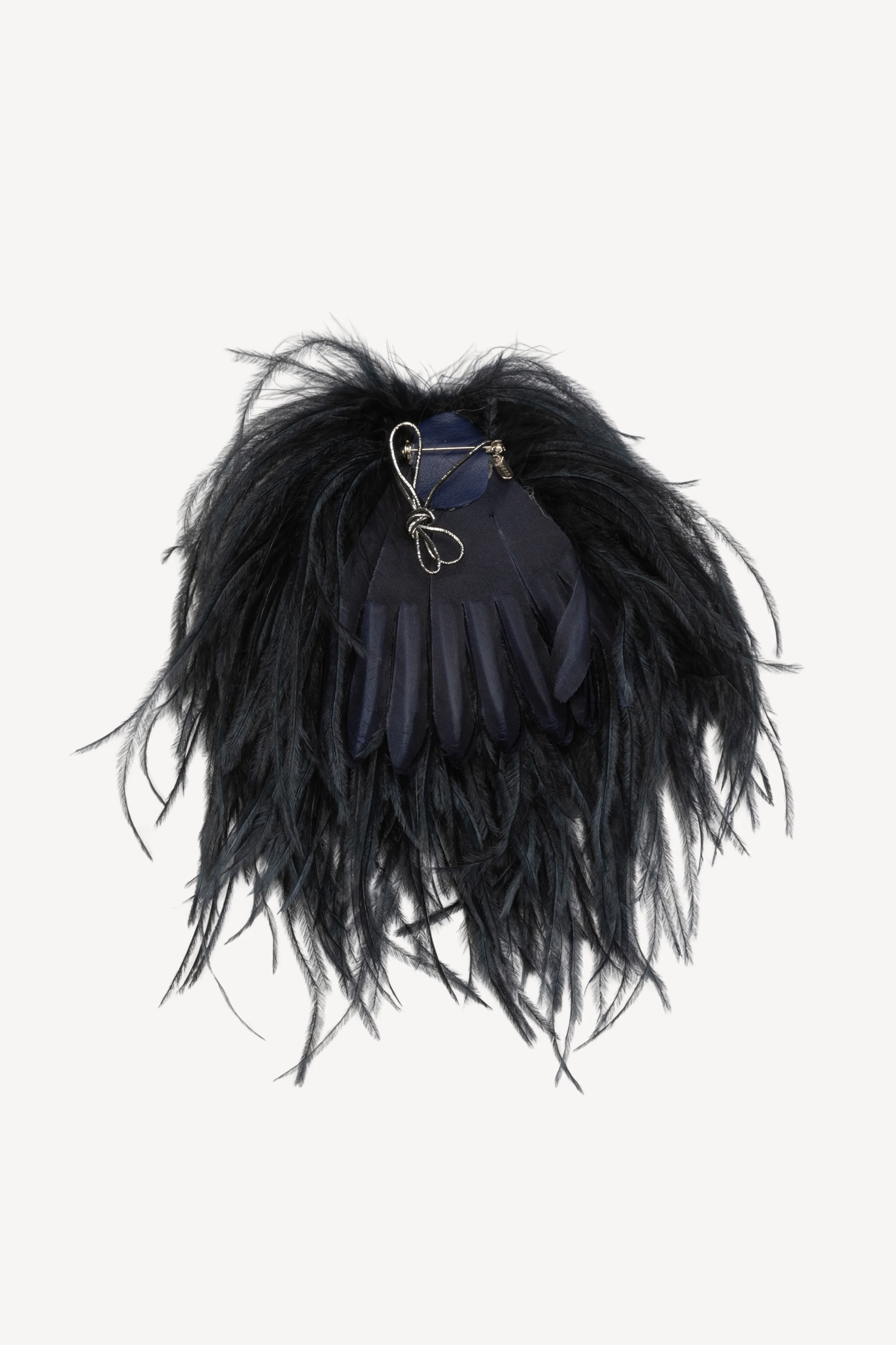 Meryl Feather Brooch - Image 12