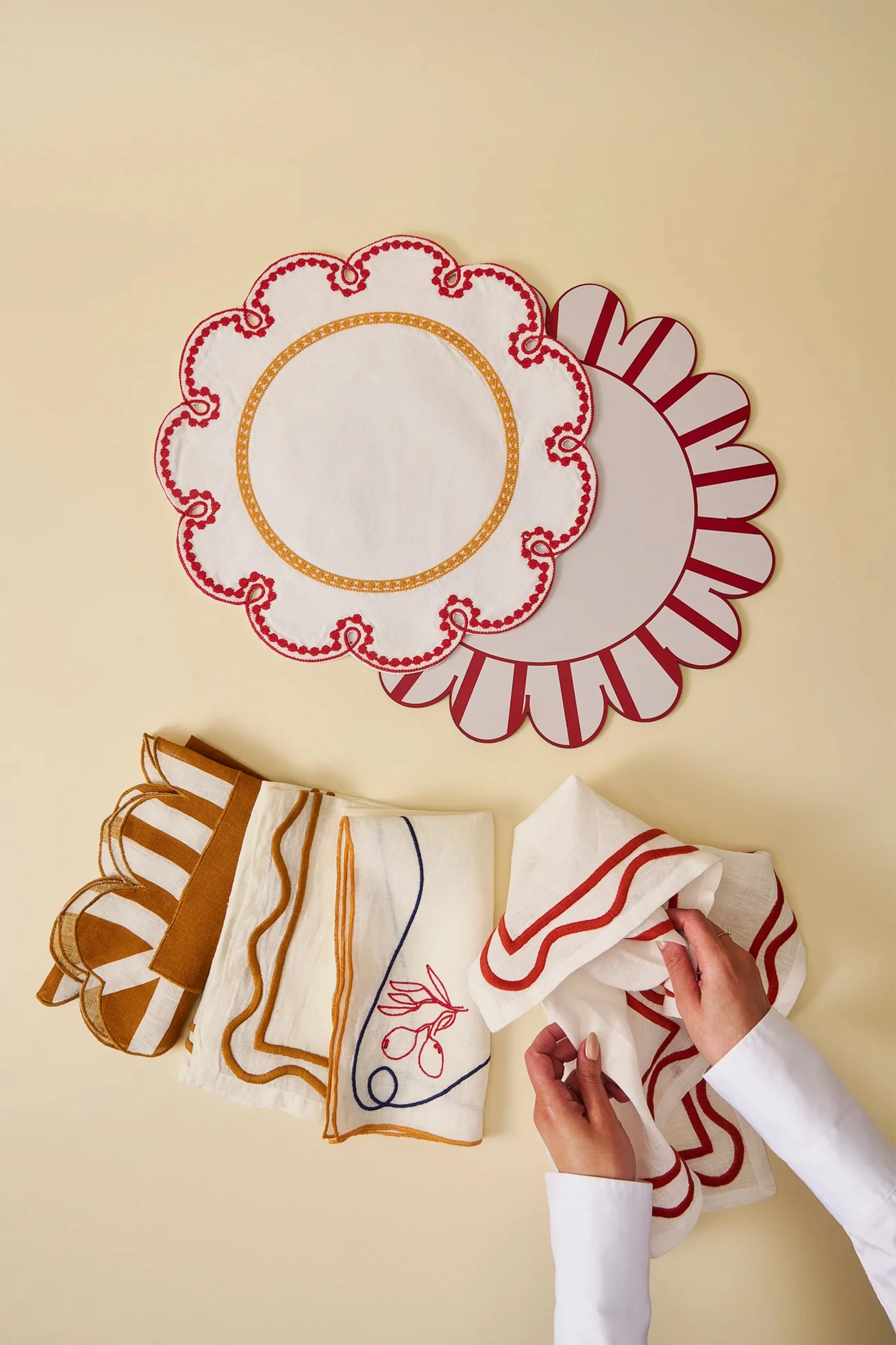 Scalloped Napkins - Image 3