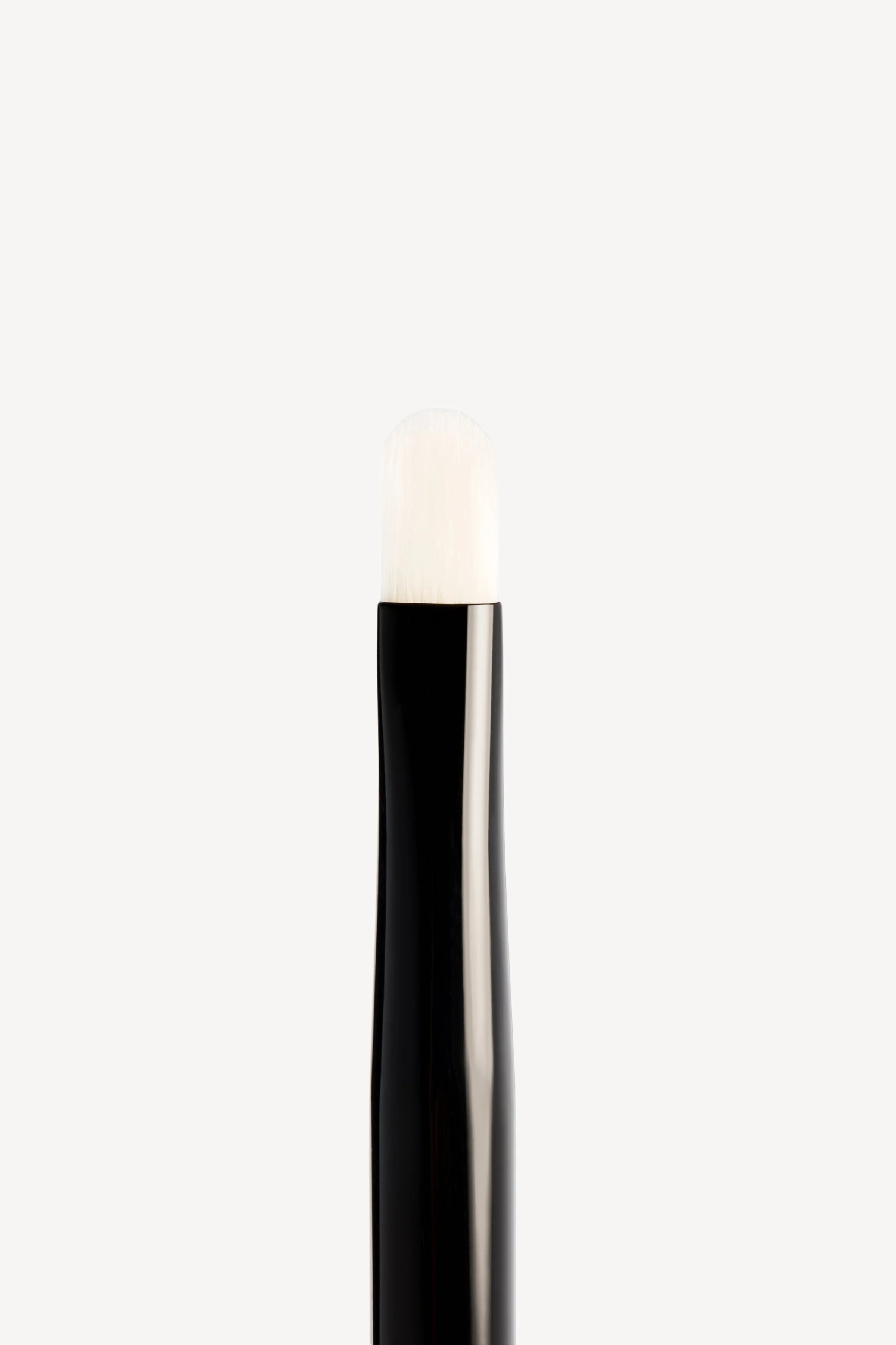 Petit Conceal Brush - Image 3