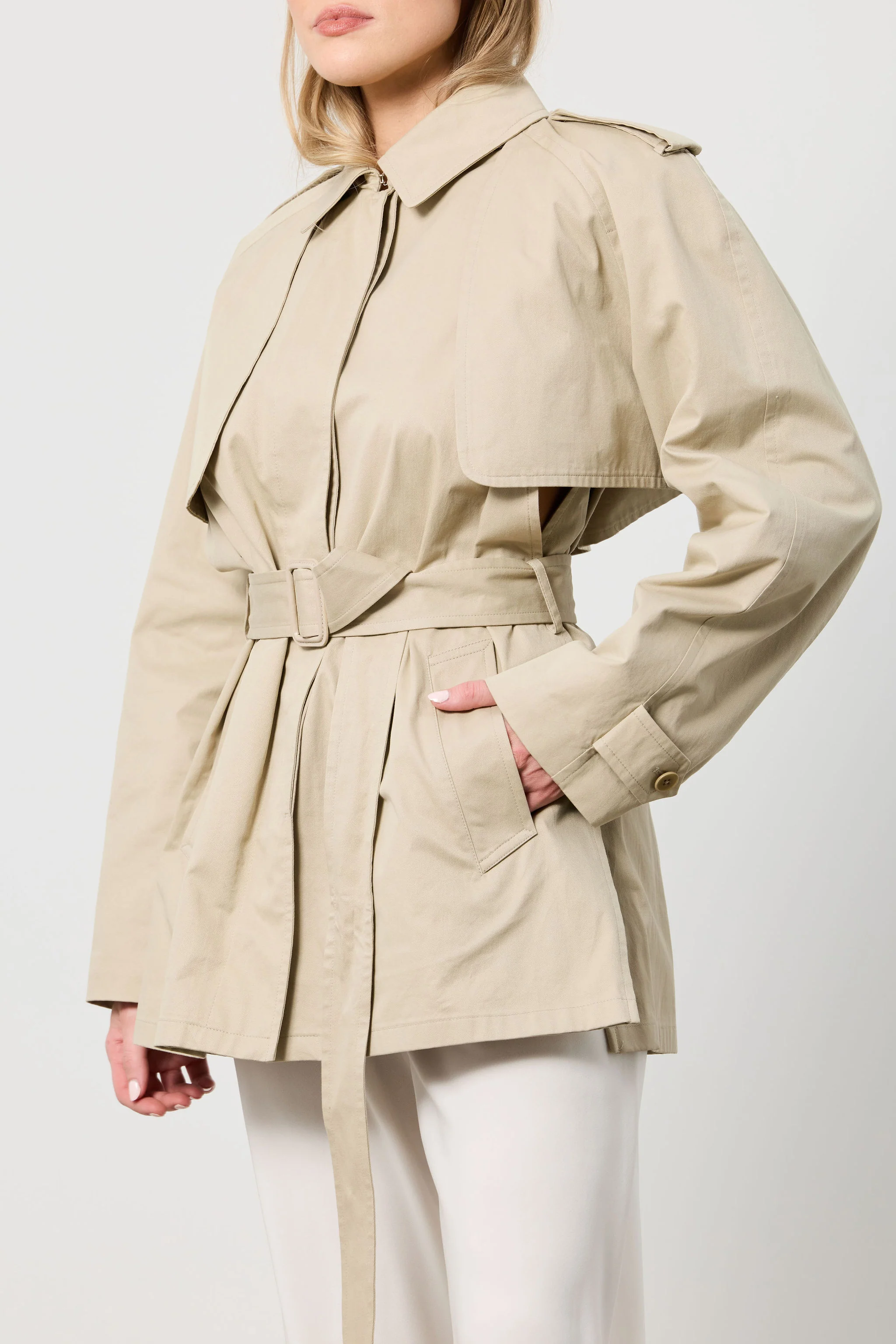 Tavoris Jacket - Image 2