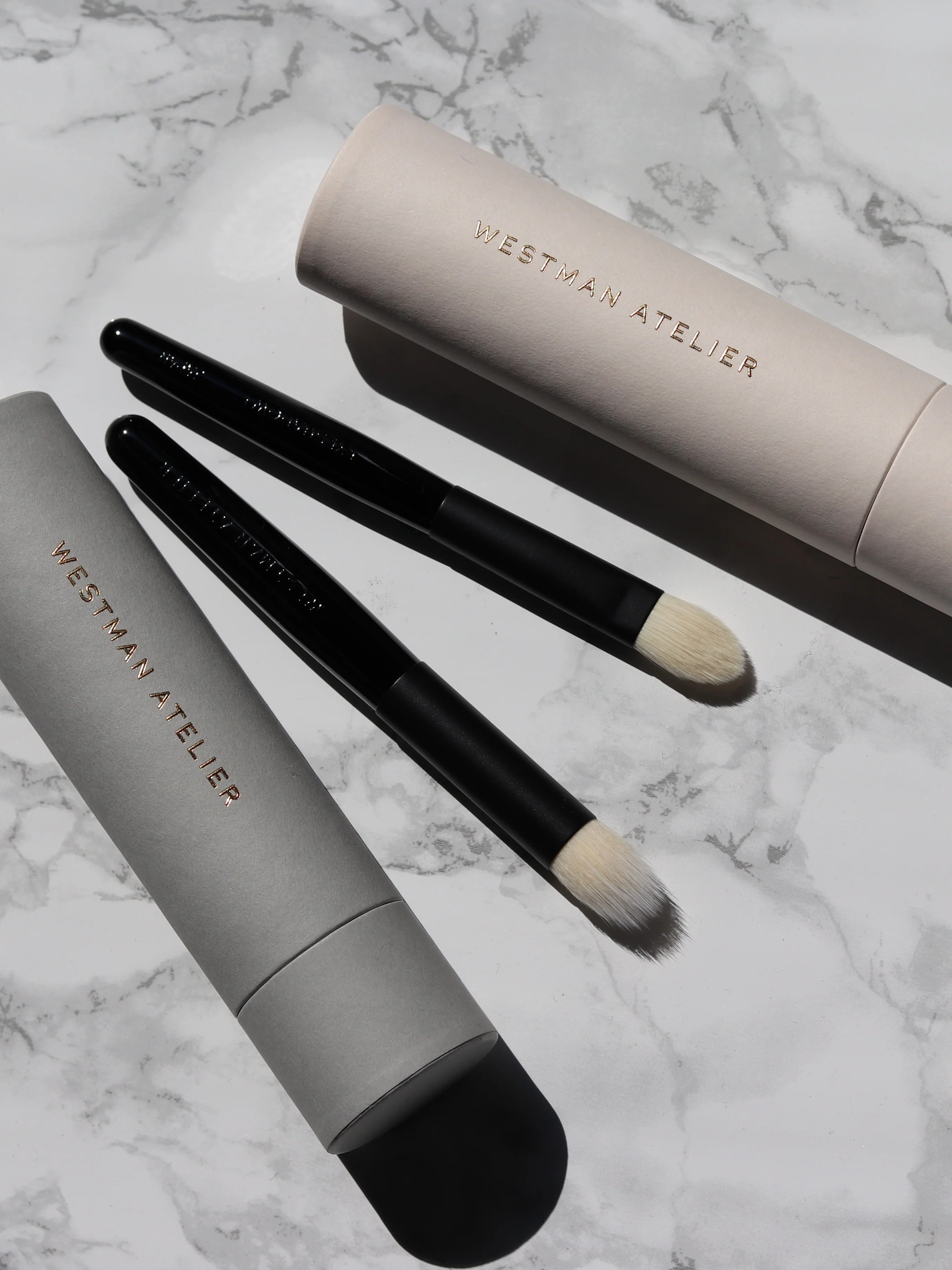 Eye Shadow Brush I - Image 2
