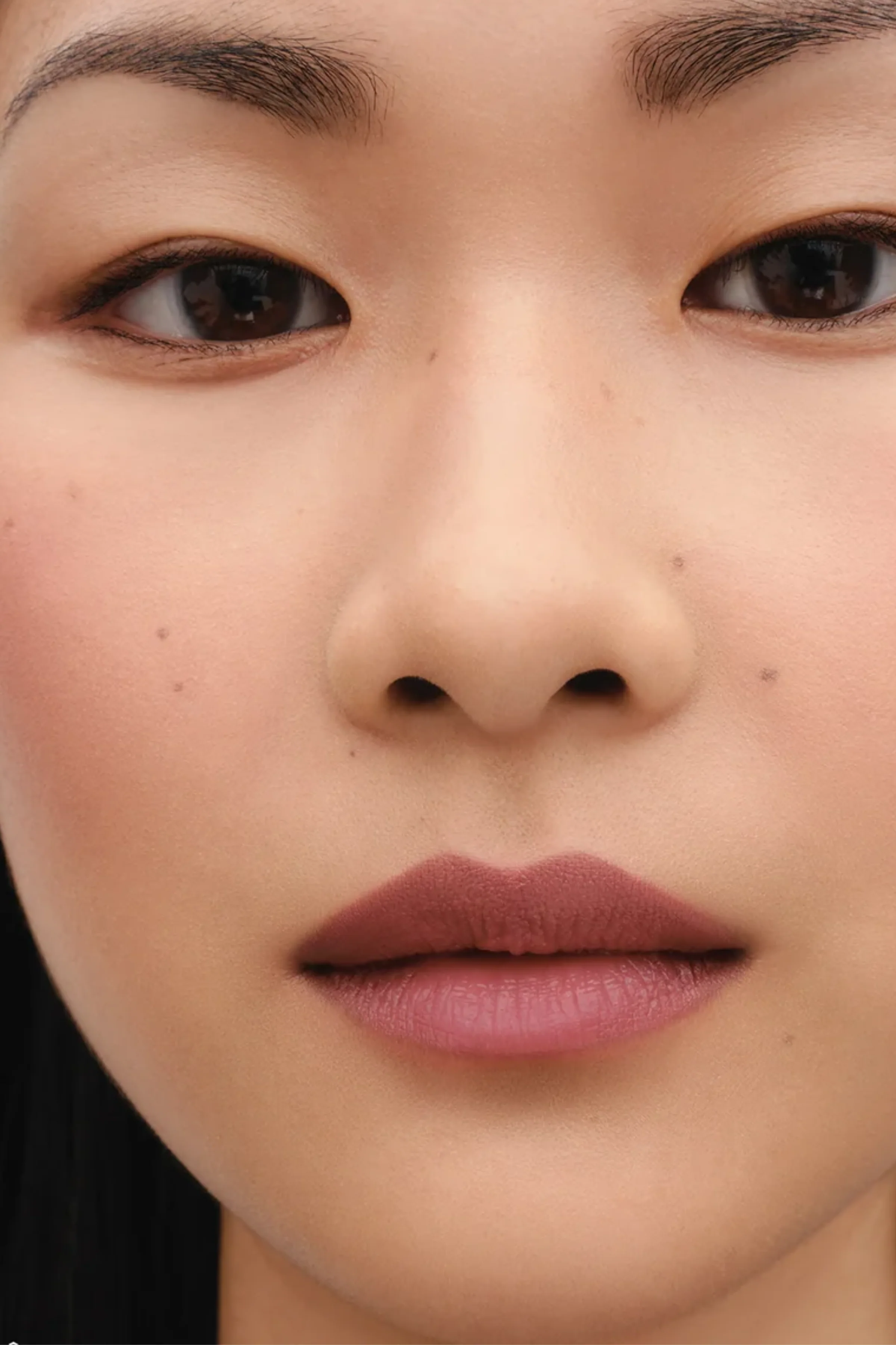 Lip Shape Defining Lip Liner - Image 2