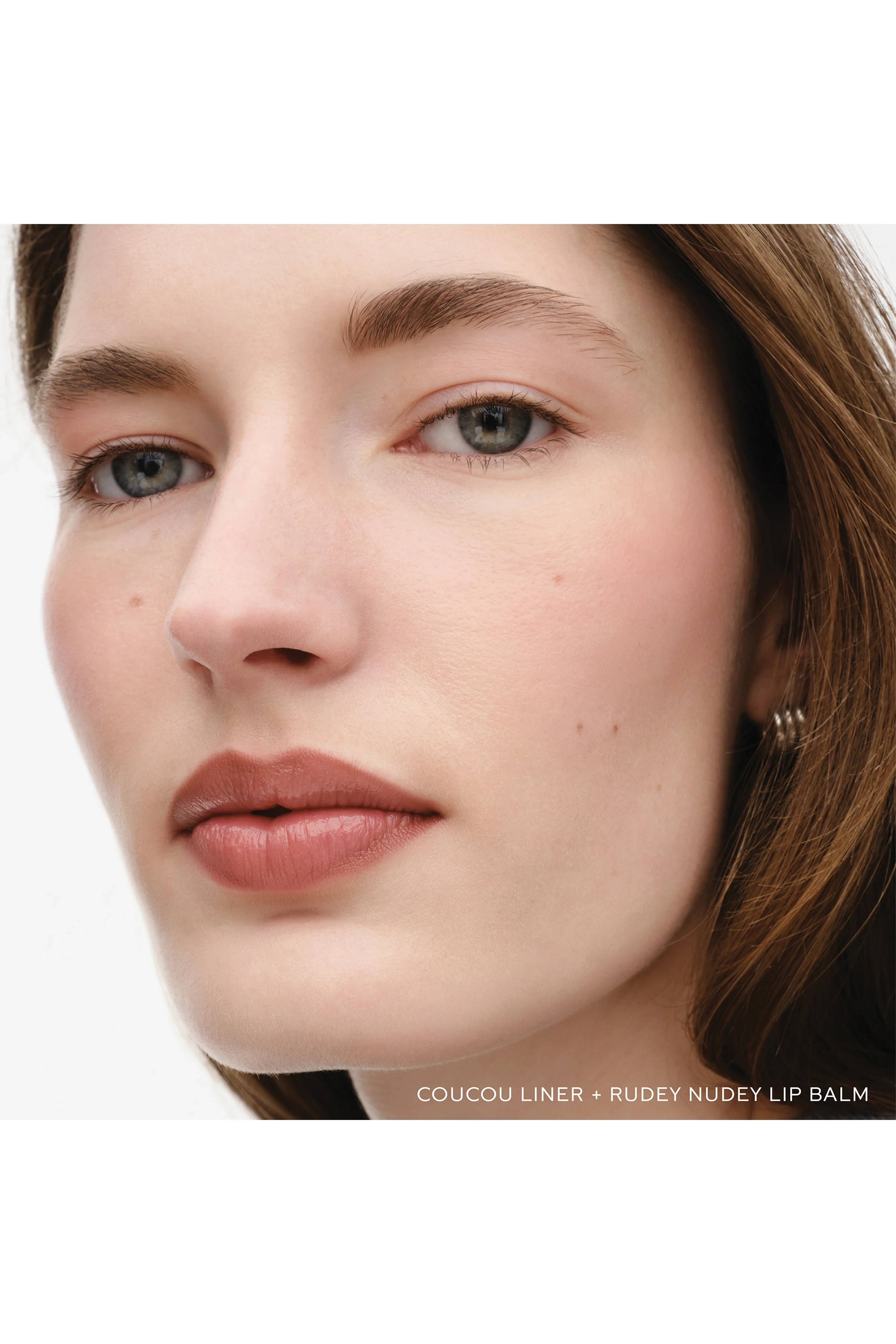 Lip Shape Defining Lip Liner - Image 8